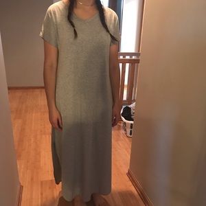 T-shirt dress with pockets, floor length